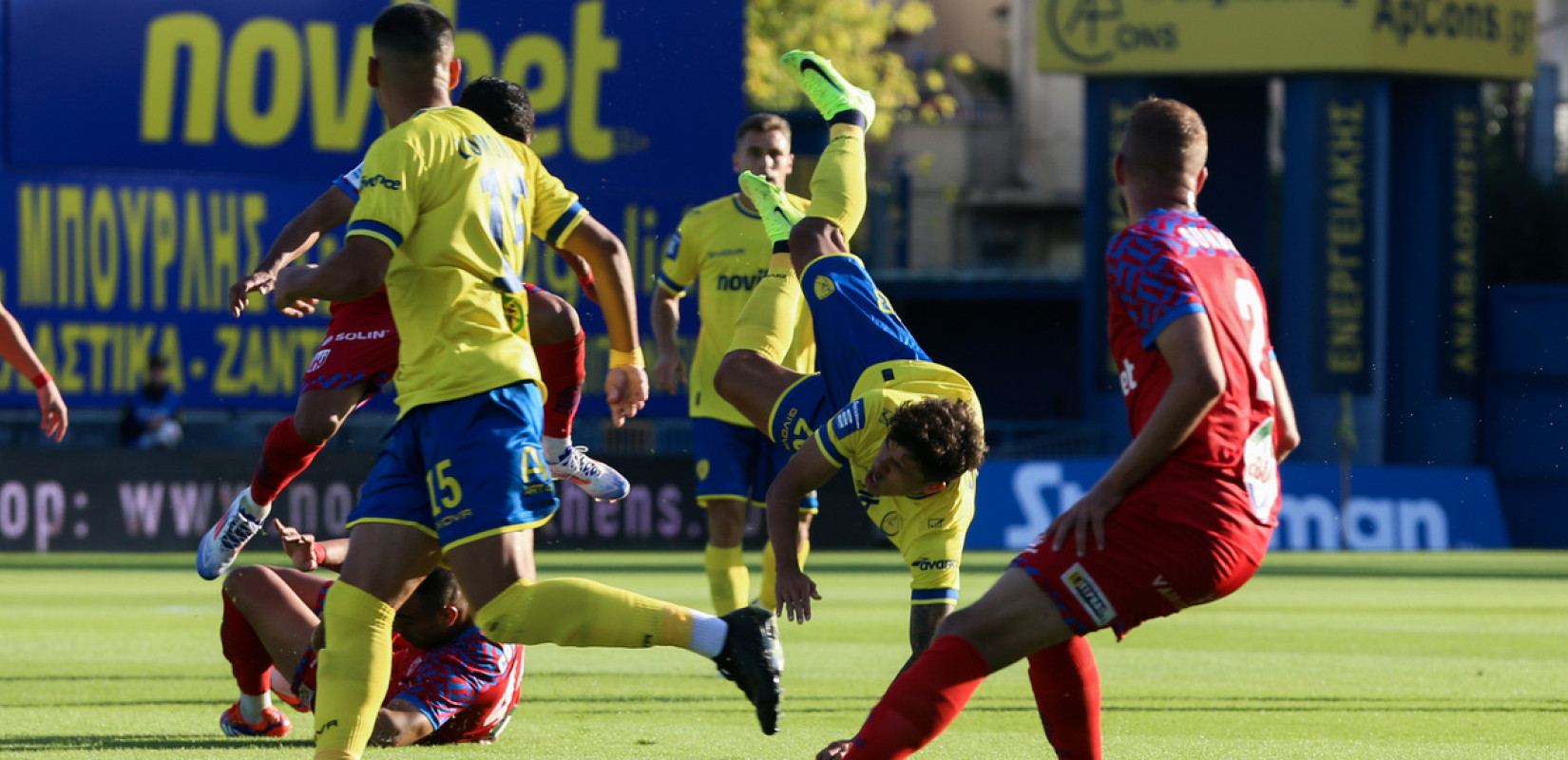 Super League: Στο 90'+11' ο Βόλος έβαλε φρένο στην «τρελή» πορεία του Παναιτωλικού (βίντεο)