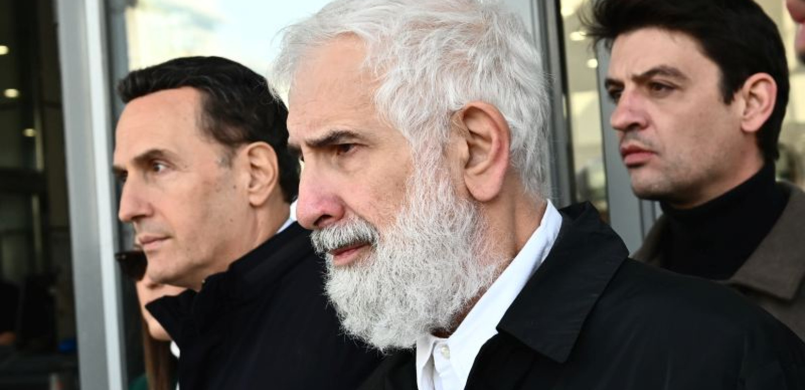 Δίκη Πέτρου Φιλιππίδη: Συνεχίστηκε η κατάθεση ηθοποιού που κατήγγειλε απόπειρα βιασμού