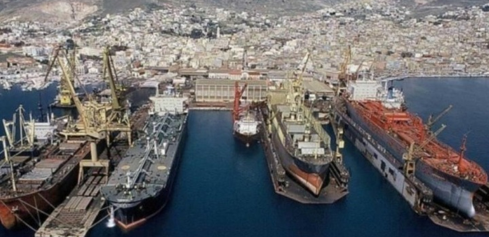 «Πράσινο φως» από τη Βουλή για την αναβάθμιση των φρεγατών ΜΕΚΟ στα Ναυπηγεία Σκαραμαγκά