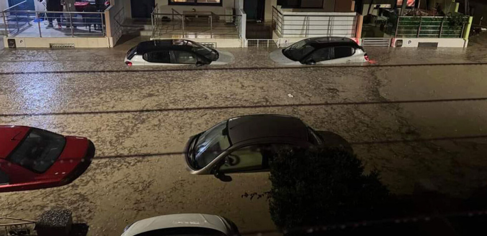 Τα νησιά στο μικροσκόπιο: Λειψυδρία το καλοκαίρι, πλημμύρες φθινόπωρο και χειμώνα