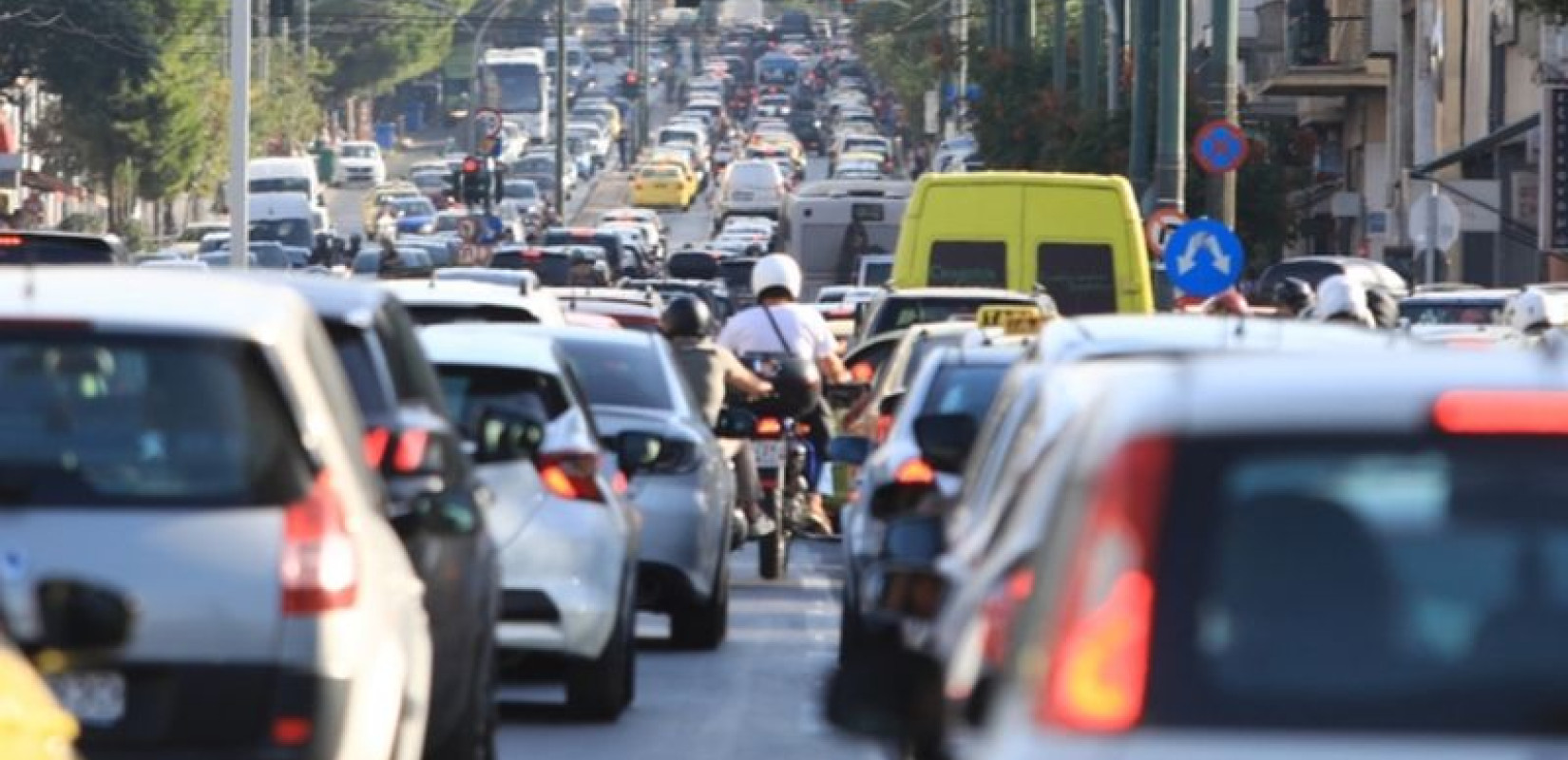 Πάνω από 80 χιλιάδες νέα ειδοποιητήρια για ανασφάλιστα ΙΧ και ανεξόφλητα τέλη κυκλοφορίας