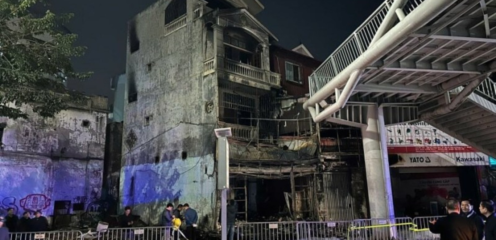 Βιετνάμ: Έβαλε φωτιά σε μπαρ επειδή τσακώθηκε με το προσωπικό - 11 νεκροί (βίντεο)