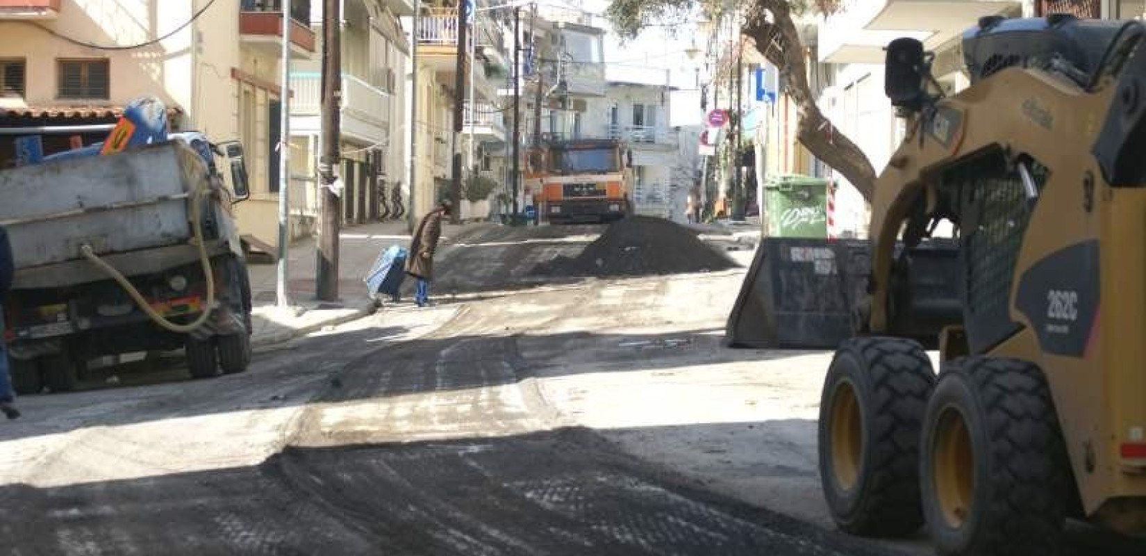 Ασφαλτοστρώσεις και σύγχρονος φωτισμός σε δρόμους των Συκεών