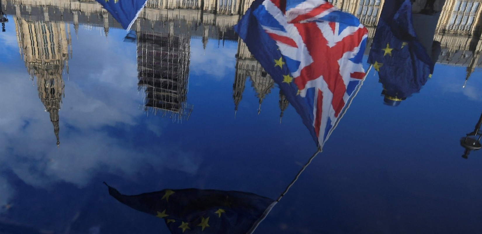 Brexit ώρα μηδέν-Τρίτο και... φαρμακερό όχι στο σχέδιο της Μέι 