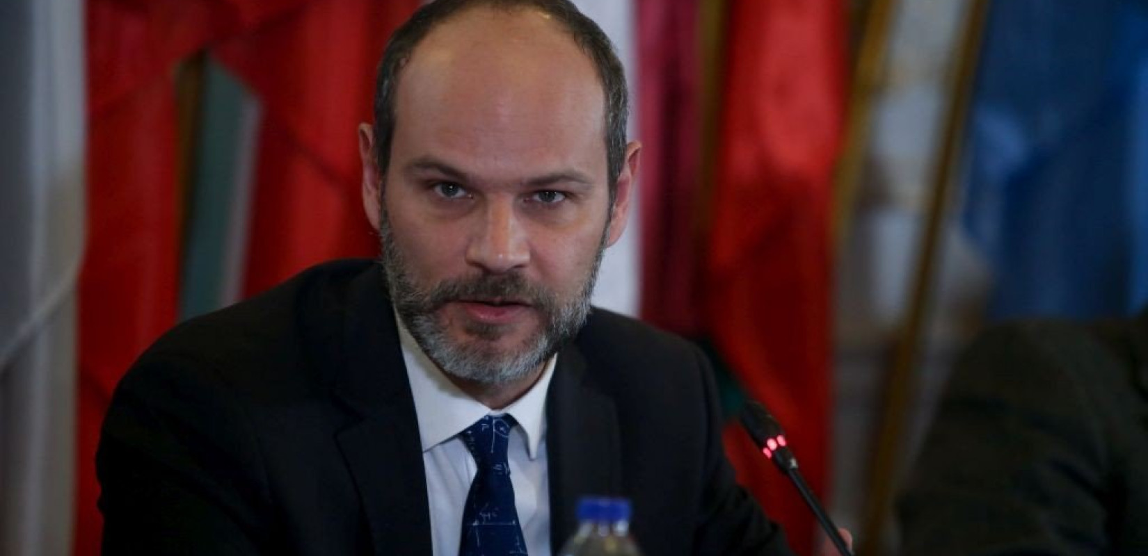"Καμπανάκι" για τα προαπαιτούμενα από το γραφείο προϋπολογισμού της Βουλής