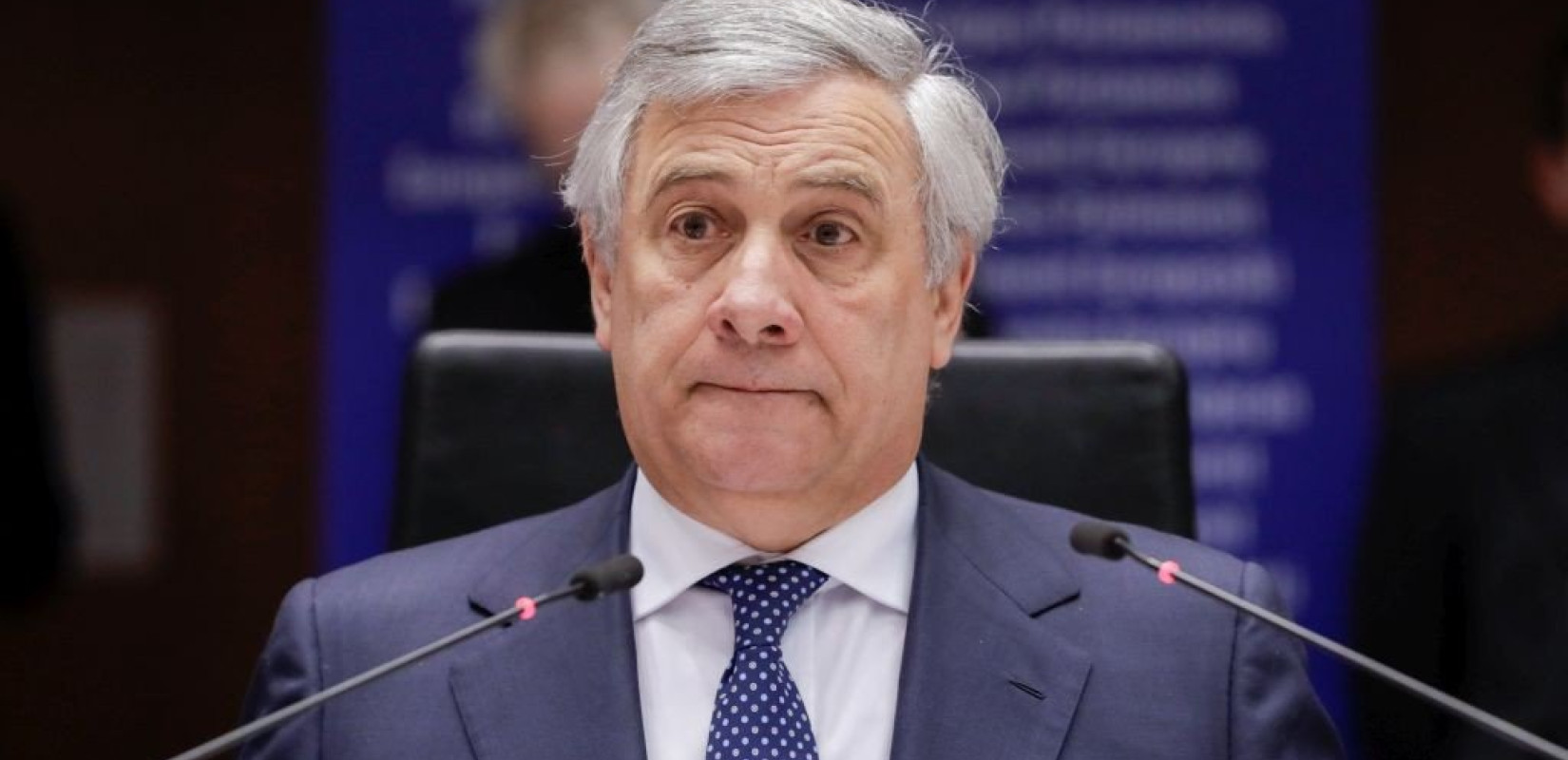 Κόντρα Ιταλίας-Γαλλίας και στη μέση χιλιάδες ανθρώπινες ψυχές