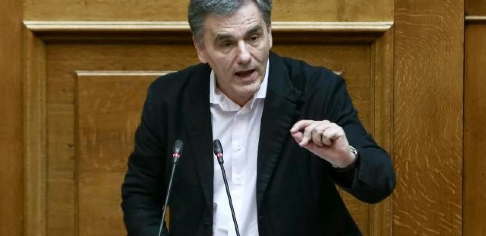 Συνδυαστικές πολιτικές προτάσσει ο Ευ. Τσακαλώτος για την ενίσχυση της μεσαίας τάξης