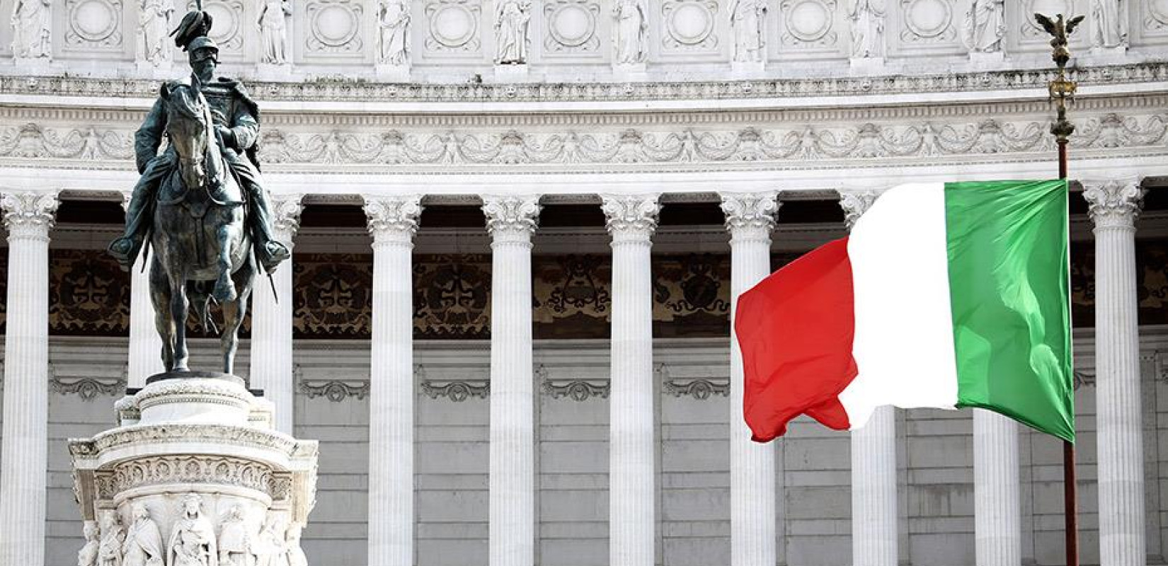 Ιταλία: «Οι δασμοί του Τραμπ θα έχουν τεράστιο αντίκτυπο στις ιταλικές επιχειρήσεις»