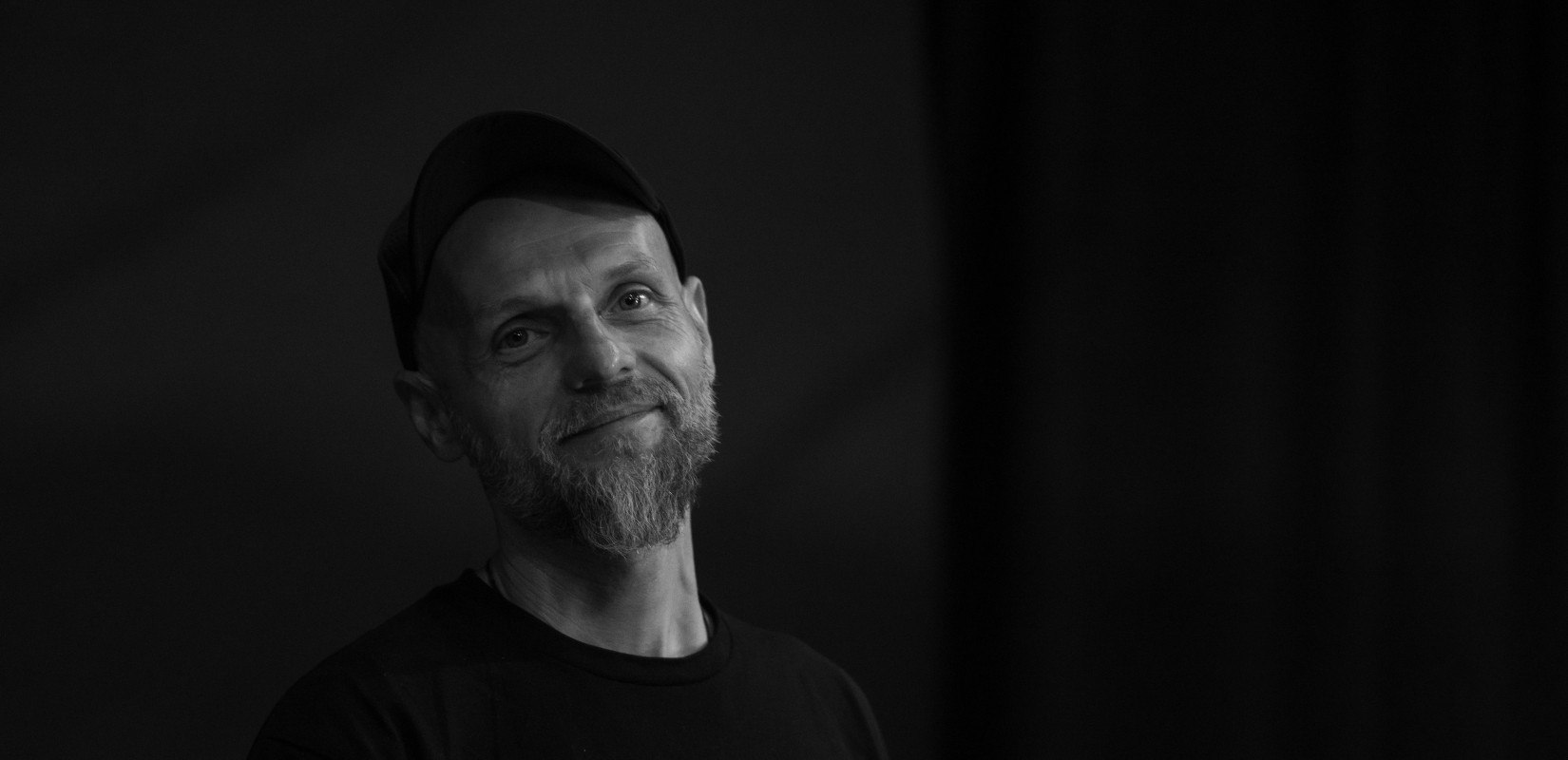 Ο Ιβάν Βιριπάεφ στο makthes.gr: Στη Ρωσία τα έργα μου κι εγώ είμαστε απαγορευμένοι