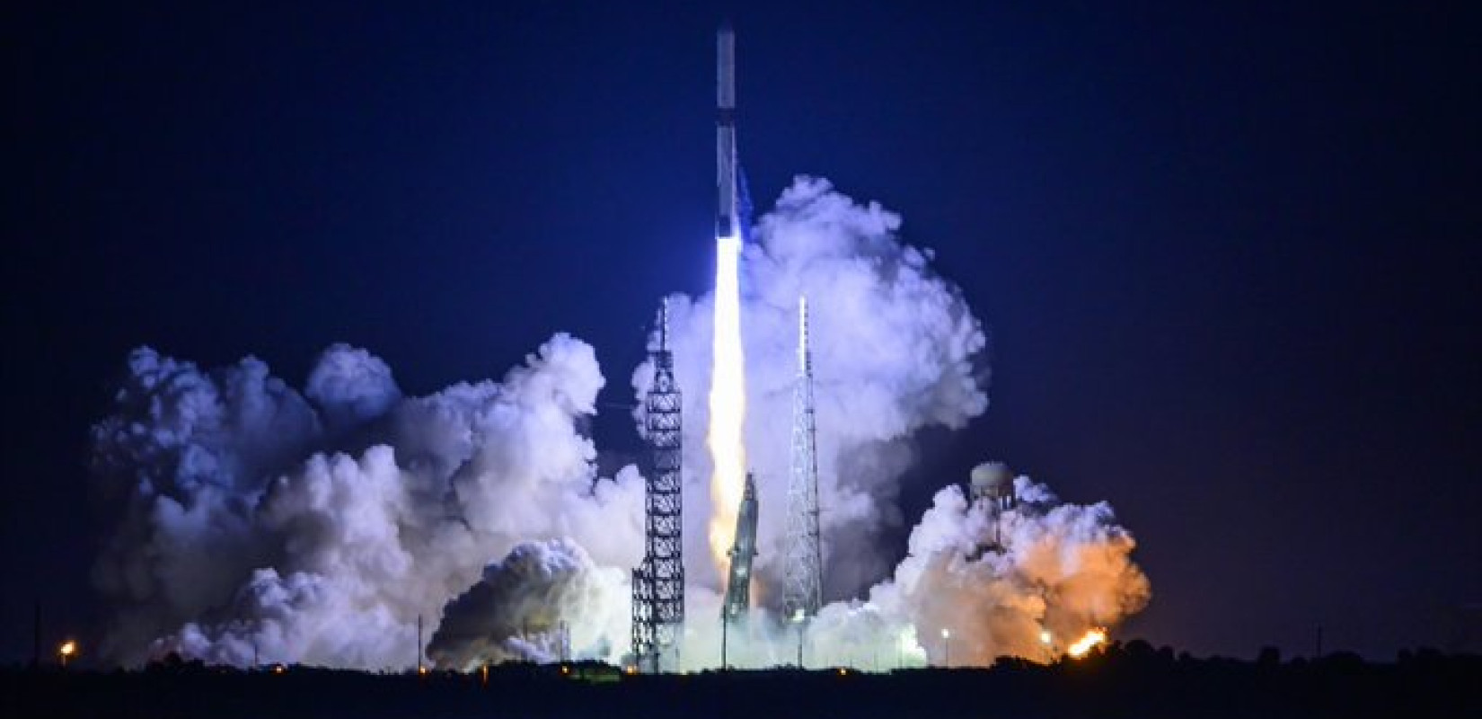 Blue Origin: Ο πύραυλος New Glenn εκτοξεύθηκε για πρώτη φορά (βίντεο)
