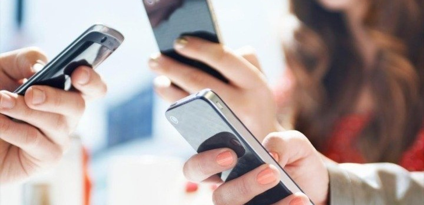 «Καμπανάκι κινδύνου» για τους χρήστες Android - Λογισμικό χρησιμοποιεί ΑΙ για να χειραγωγεί τους χρήστες