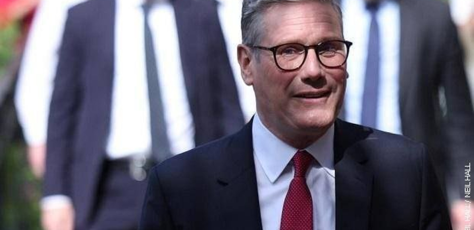 Βρετανία: Συνελήφθη ύποπτος για εμπρησμό σε ακίνητα του πρωθυπουργού Στάρμερ