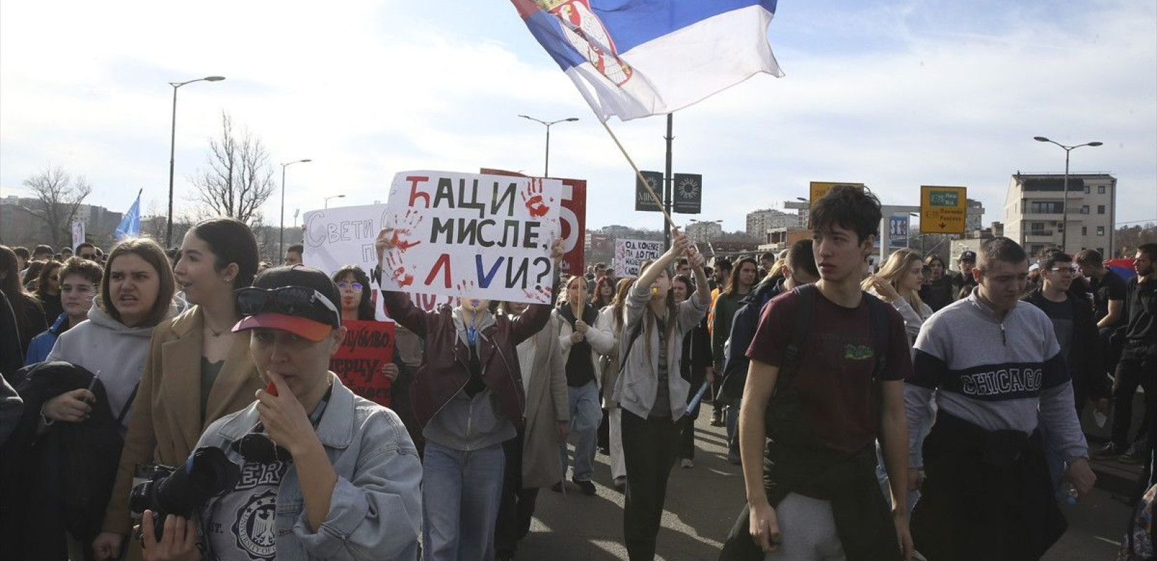 Ραγδαίες εξελίξεις στη Σερβία: Προς παραίτηση ο πρωθυπουργός M. Βούτσεβιτς