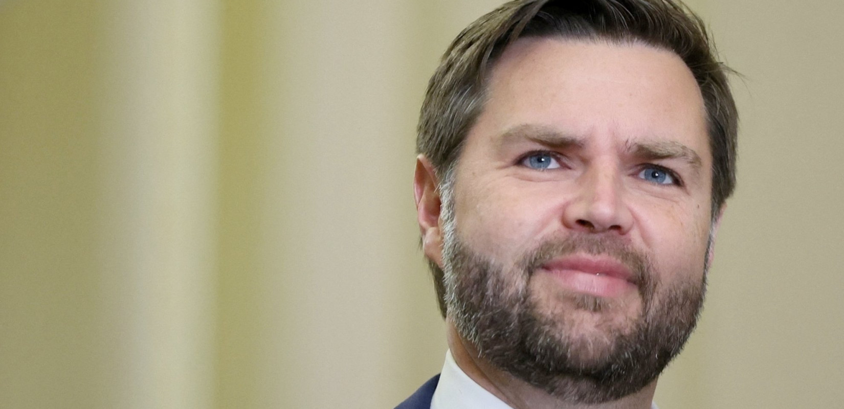 Ο Τζέι Ντι Βανς δηλώνει πρόθυμος για «αλλαγή σελίδας» στις σχέσεις με την Τεχεράνη