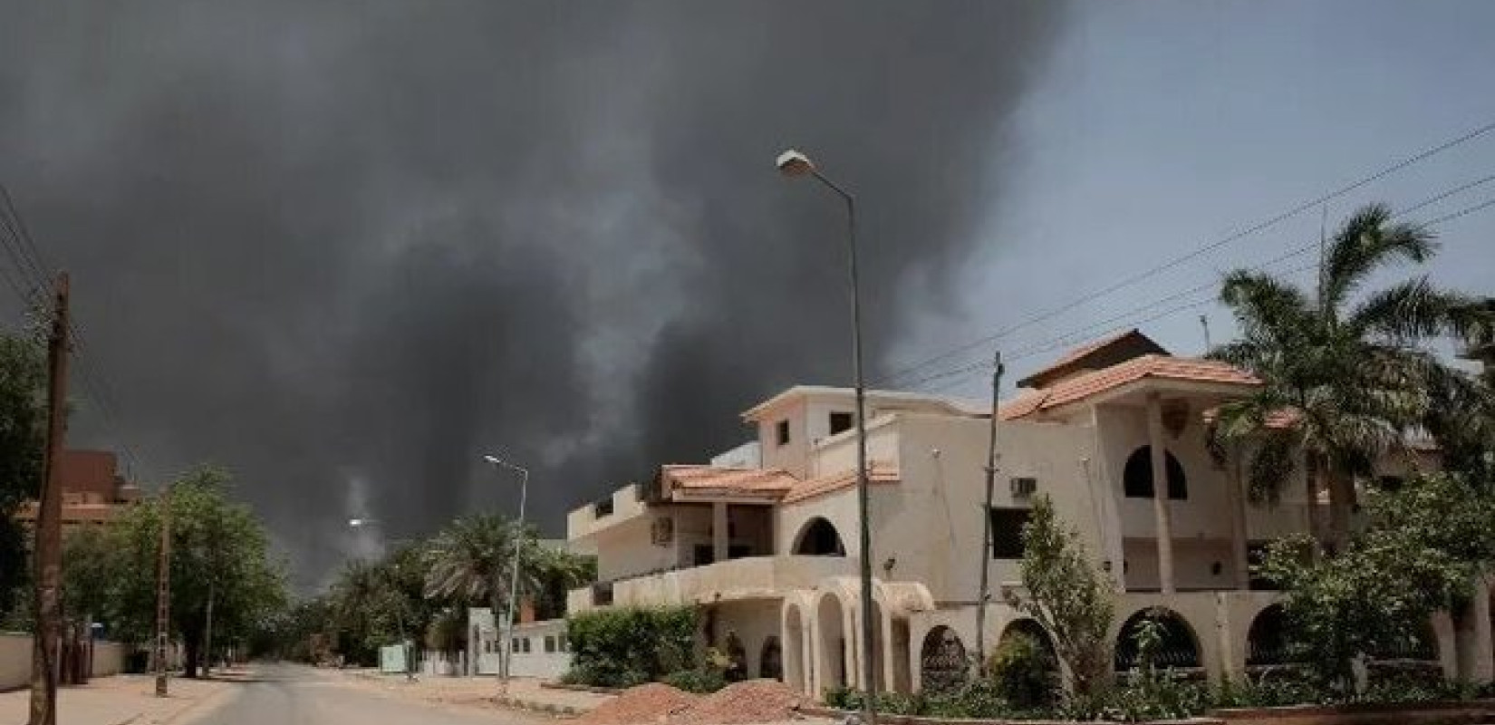 Βία και χάος στο Σουδάν: Τρεις επιθέσεις σε κέντρα υγείας μέσα σε λίγες μέρες αφήνουν δεκάδες νεκρούς