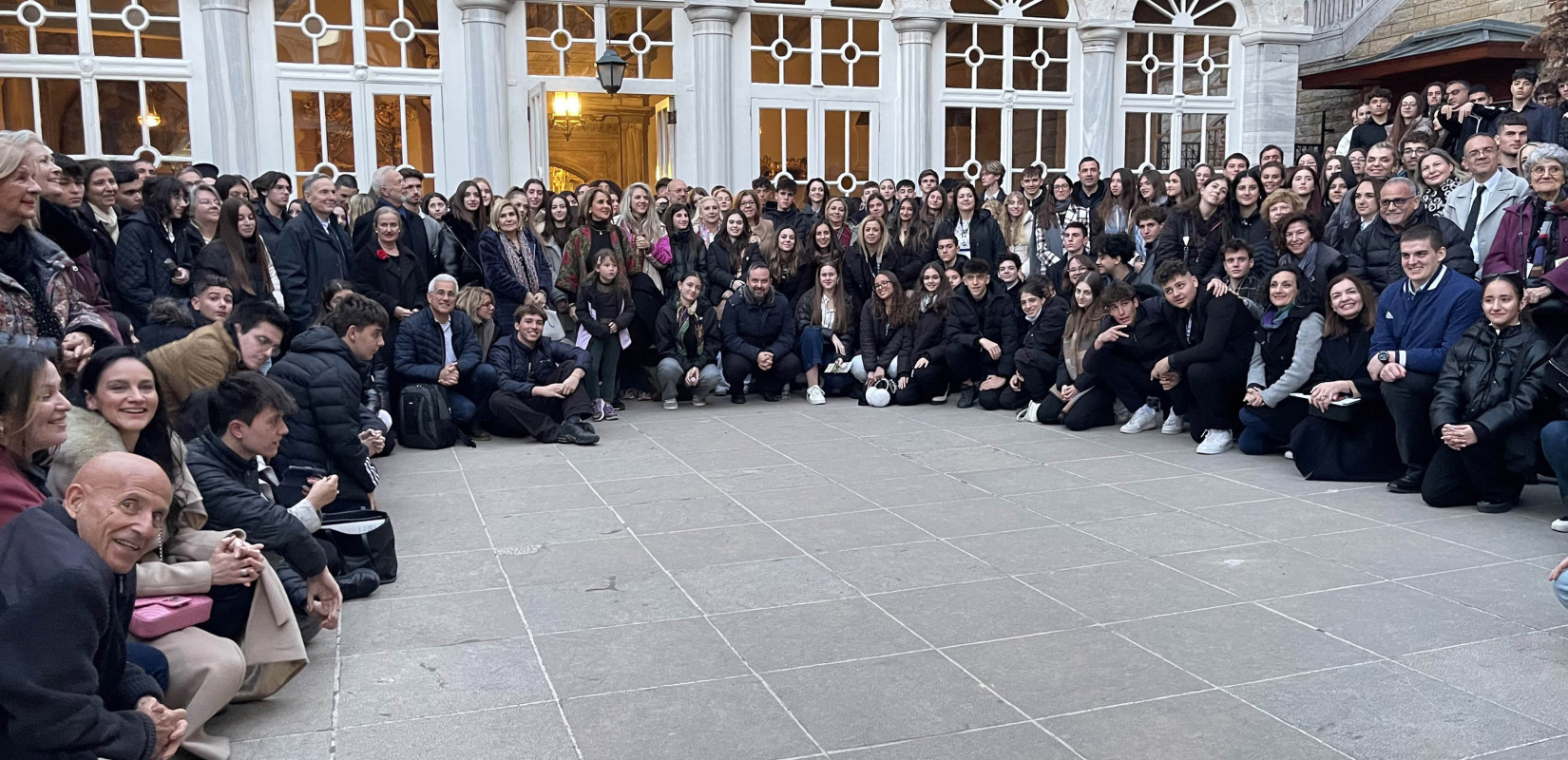 Κωνσταντινούπολη: 350 μαθητές «συνάντησαν» την ποίηση της Κικής Δημουλά