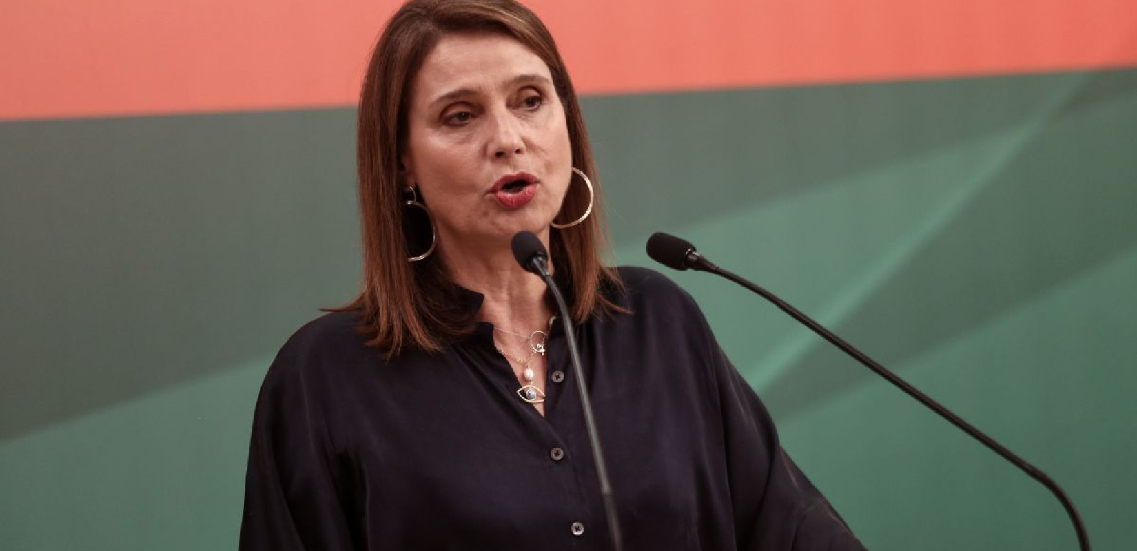 ΠΑΣΟΚ: Στις 15 Απριλίου η απόφαση της ΕΔΕΚΑΠ για την Κ. Μπατζελή