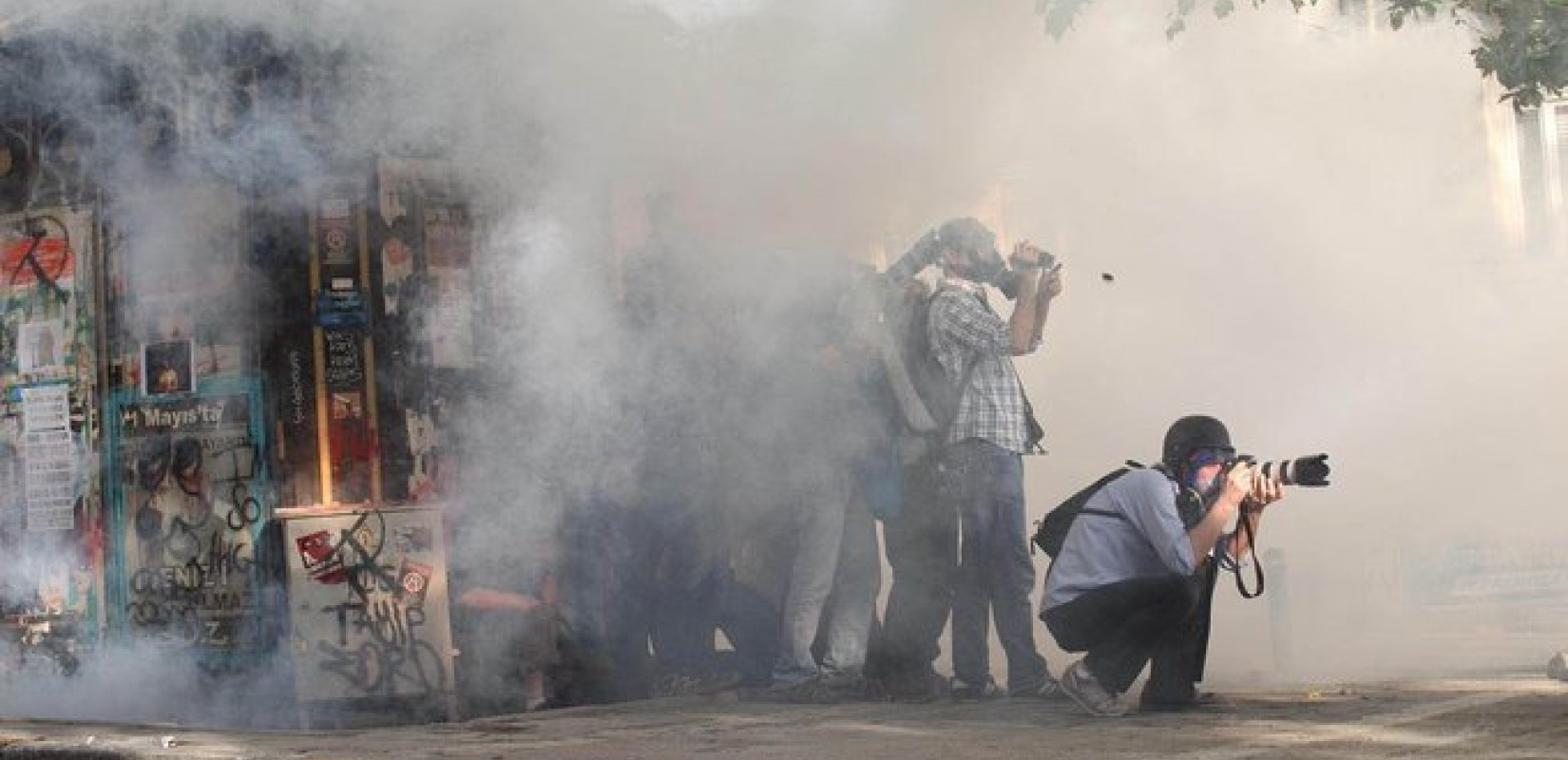 Τουρκία: Συνελήφθησαν εννιά δημοσιογράφοι μετά τις διαδηλώσεις για τον Ιμάμογλου