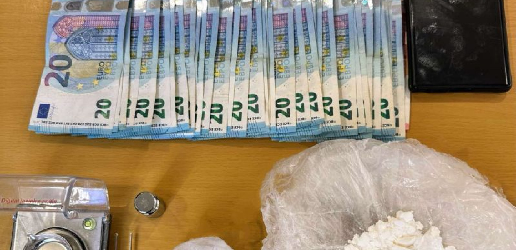 Μυτιλήνη: Συνελήφθη 44χρονος καταστηματάρχης για κατοχή και διακίνηση κοκαΐνης στην επιχείρησή του