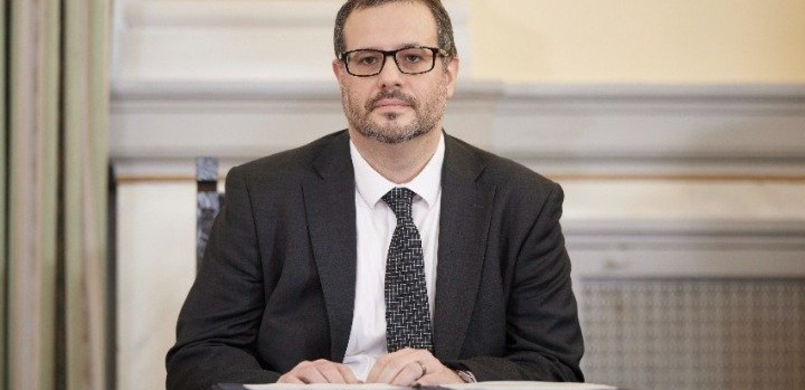 Βουλή - Απάντηση Τσάφου: Ήταν λάθος, έσβησα την ανάρτηση, γύρισα στην Ελλάδα για να προσφέρω