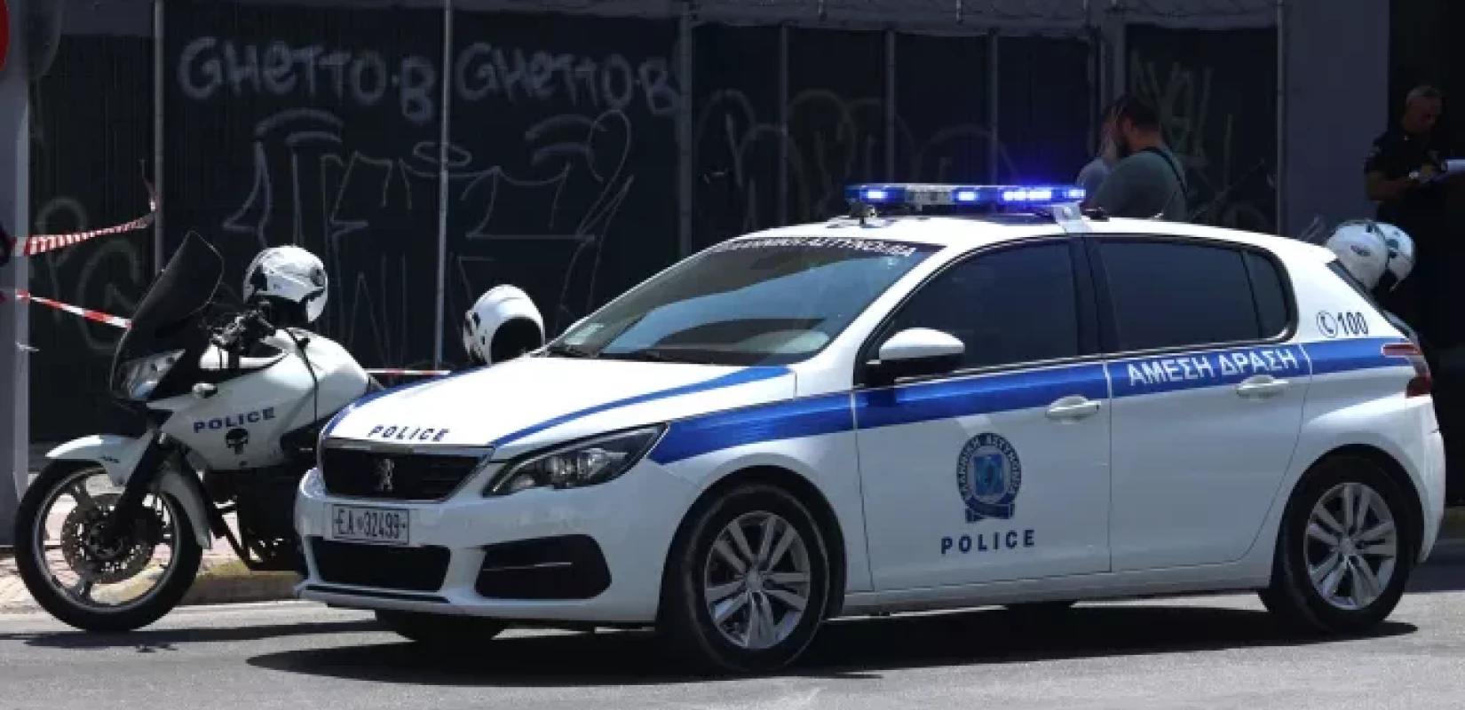 Εξαρθρώθηκε συμμορία που διακινούσε ναρκωτικά στην Αττική - Τρεις συλλήψεις