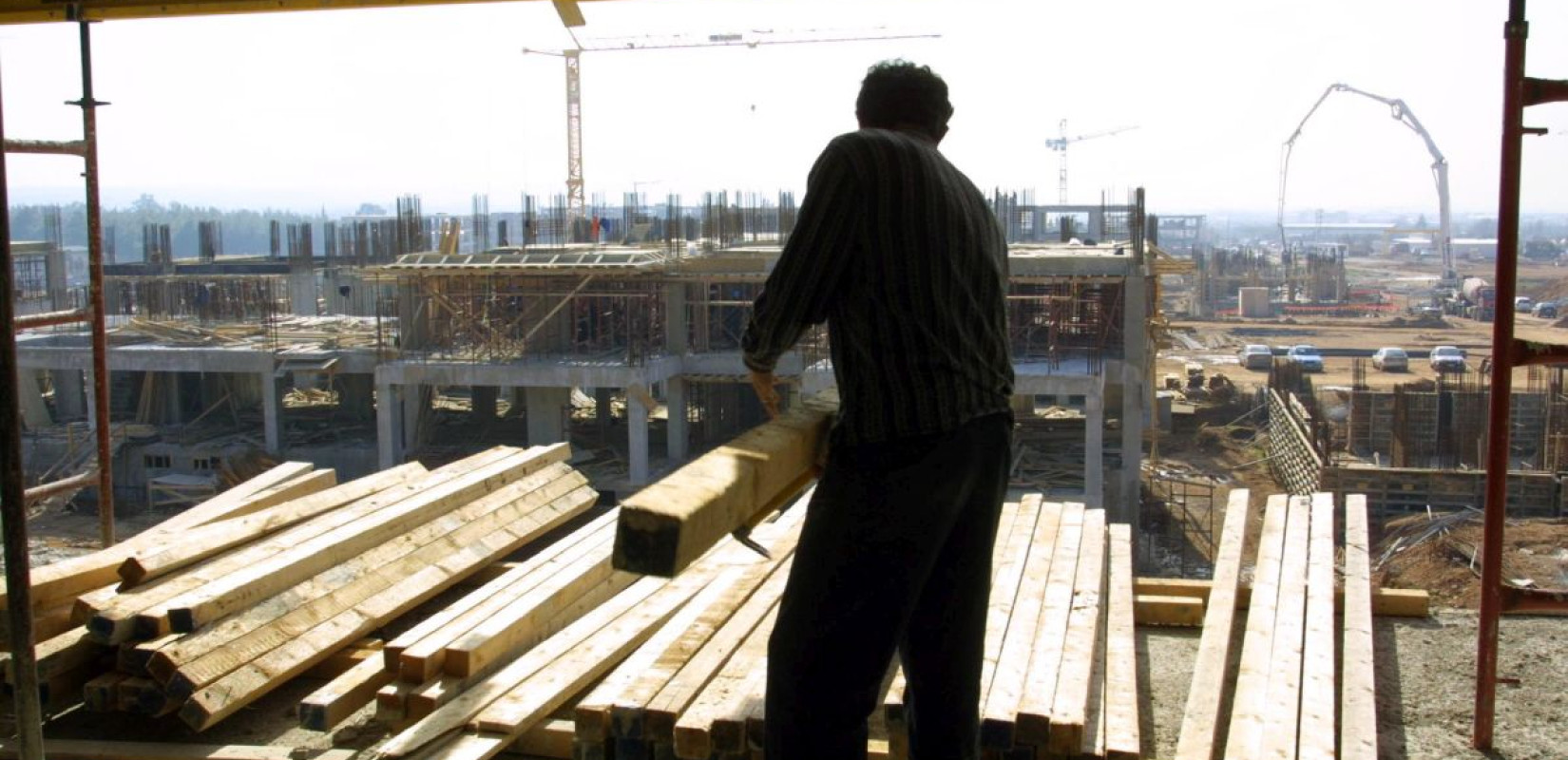 ΕΛΣΤΑΤ: Ανατιμήσεις της τάξης του 2% καταγράφηκαν στα οικοδομικά υλικά τον Οκτώβριο