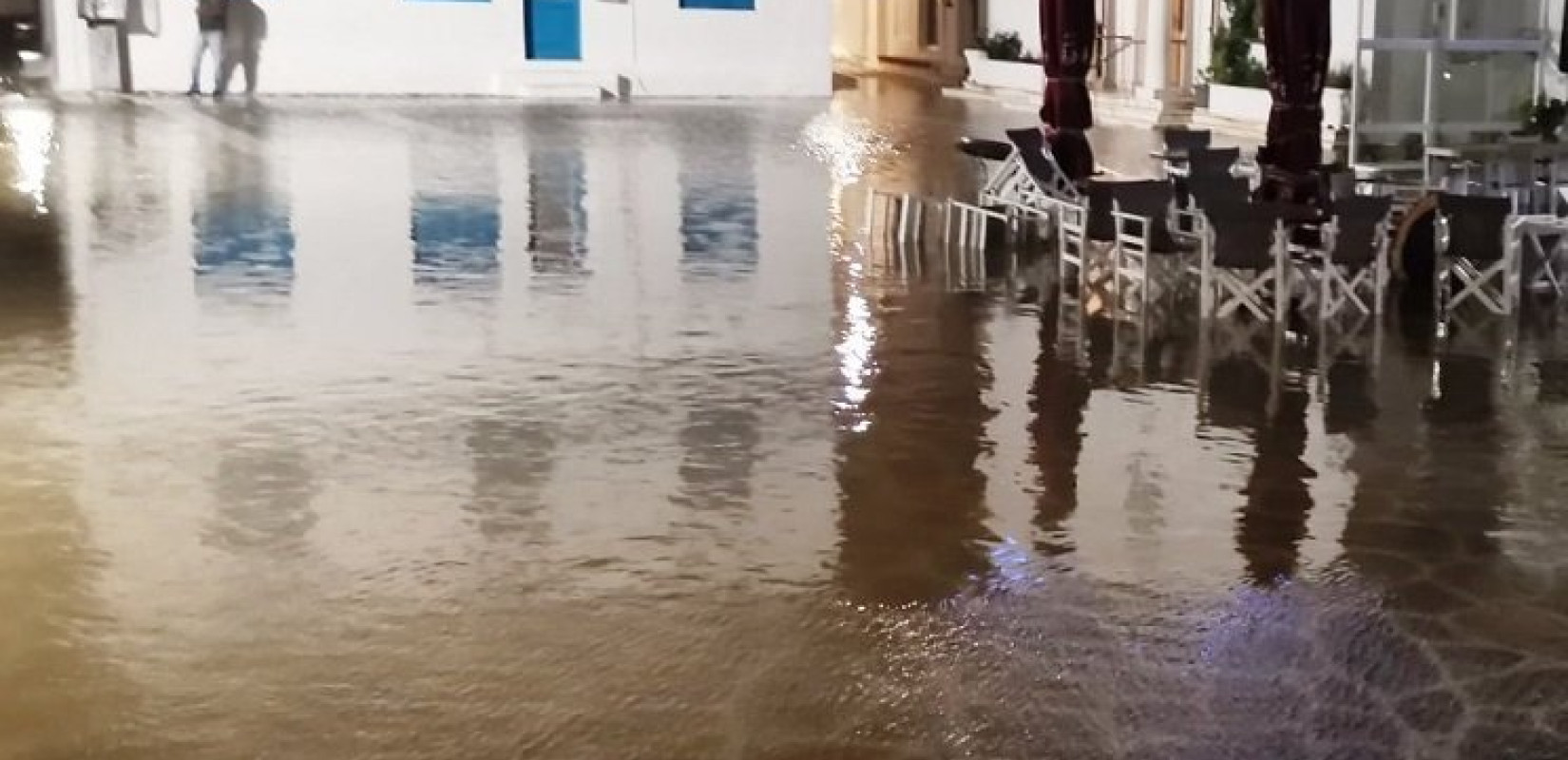 Δύσκολη νύχτα στο Αιγαίο: To 112 χτύπησε σε Χίο, Σάμο και Ικαρία - Σε ετοιμότητα η ΕΜΑΚ και οι Ειδικές Δυνάμεις