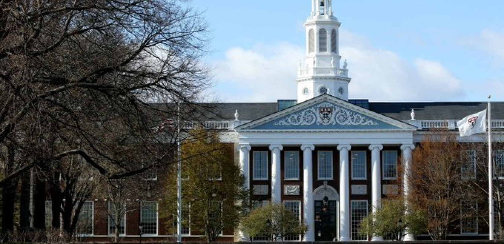 ΗΠΑ: Το Πρίνστον στο στόχαστρο του Τραμπ μετά το Χάρβαρντ - «Πάγωσαν» οι ομοσπονδιακές επιχορηγήσεις