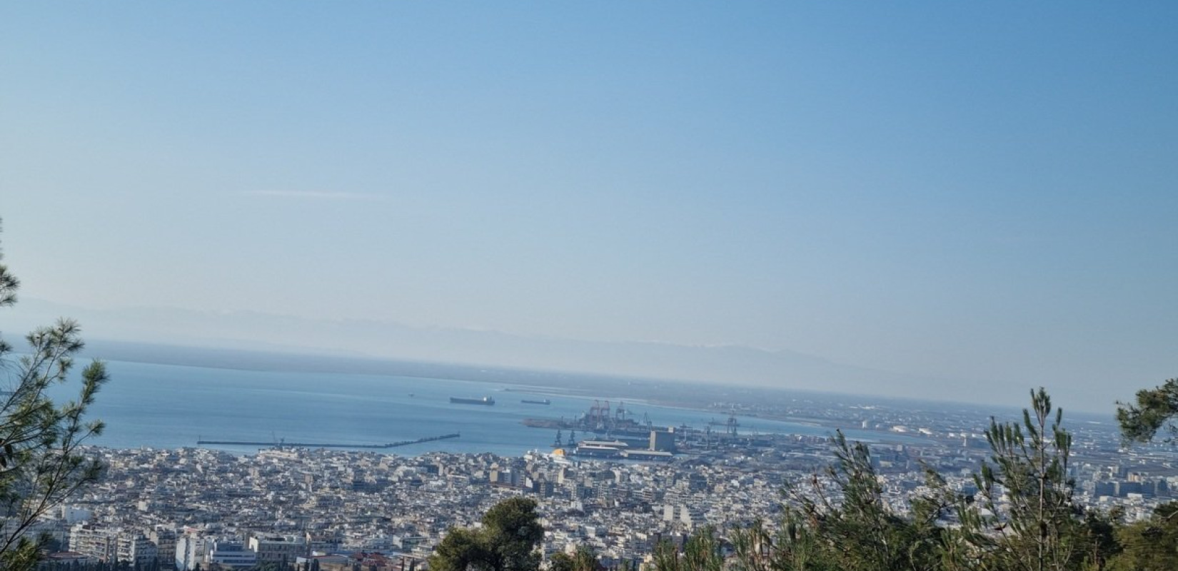 Θεσσαλονίκη: Δυσοσμία στο κέντρο της πόλης – Σε συνδυασμό παραγόντων αποδίδονται οι οσμές
