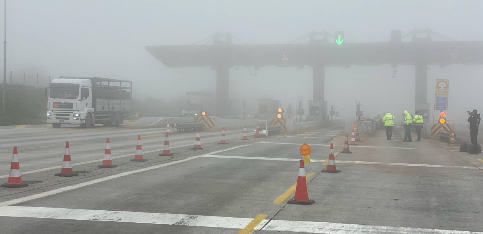 Δυστύχημα στον Πολύμυλο: Tα διόδια και οι... ευθύνες  που χάνονται στην ομίχλη