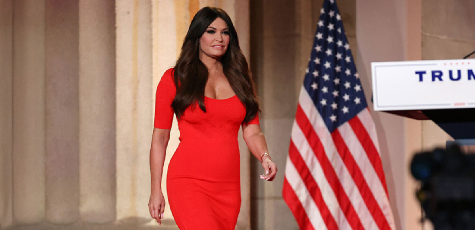 Κίμπερλι Γκιλφόιλ: Eυχήθηκε «Χρόνια Πολλά» για το Πάσχα στα ελληνικά