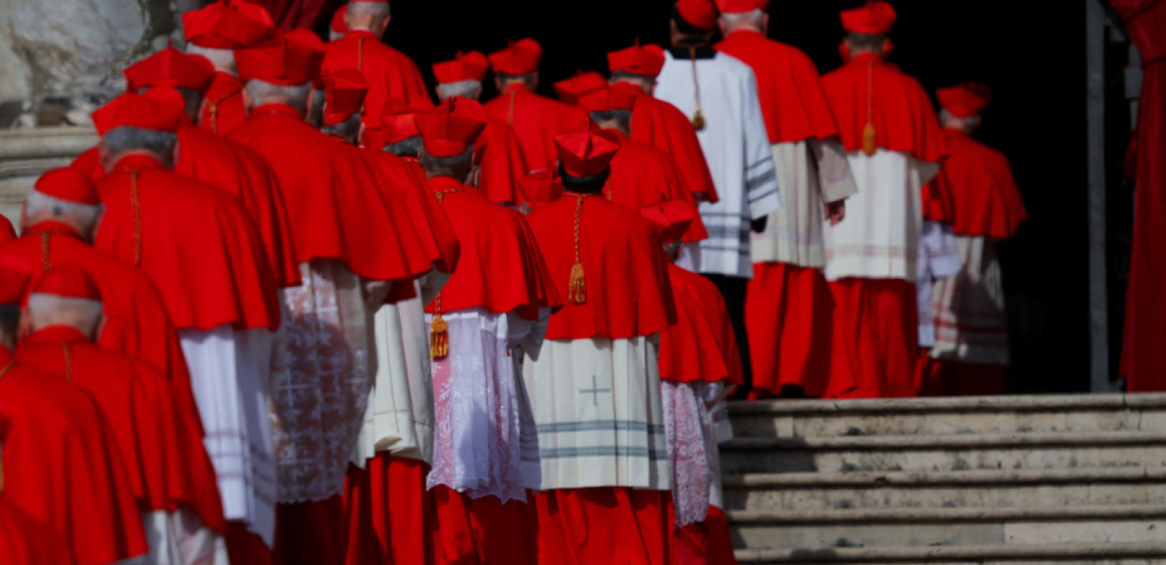 Εκλογή νέου Πάπα: Πρώτη συνεδρίαση Κονκλαβίου 5 ή 6 Μαΐου - Ποιος καρδινάλιος ξεχωρίζει