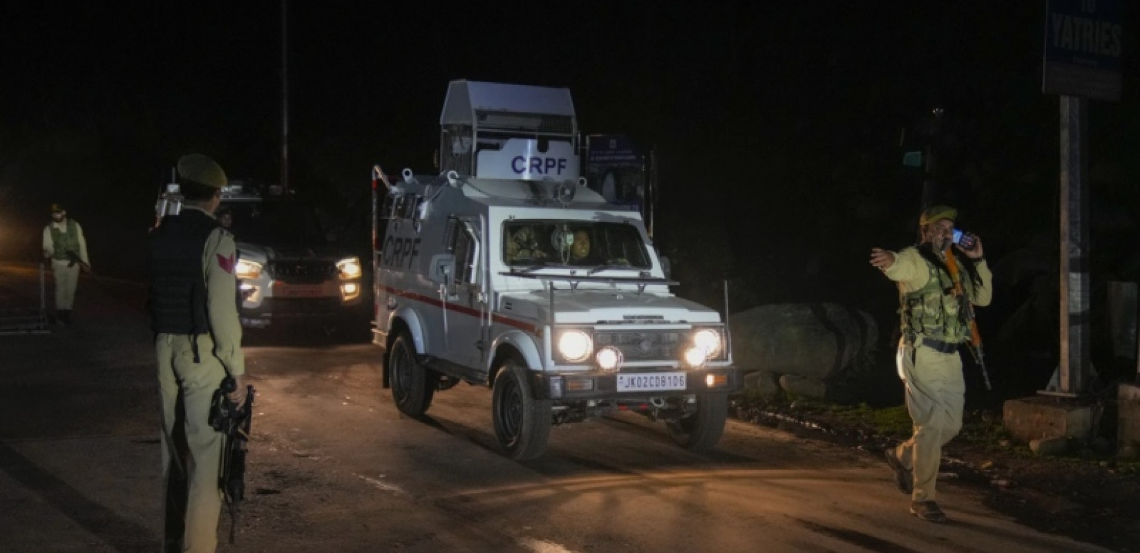 Ινδία: Τουλάχιστον 26 νεκροί από επίθεση ενόπλων σε ομάδα τουριστών στο Κασμίρ (βίντεο)