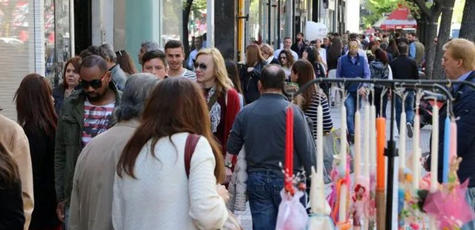 Βαρόμετρο ΕΒΕΘ: «Πονοκέφαλος» η ακρίβεια για τους καταναλωτές και η έλλειψη προσωπικού για τις επιχειρήσεις