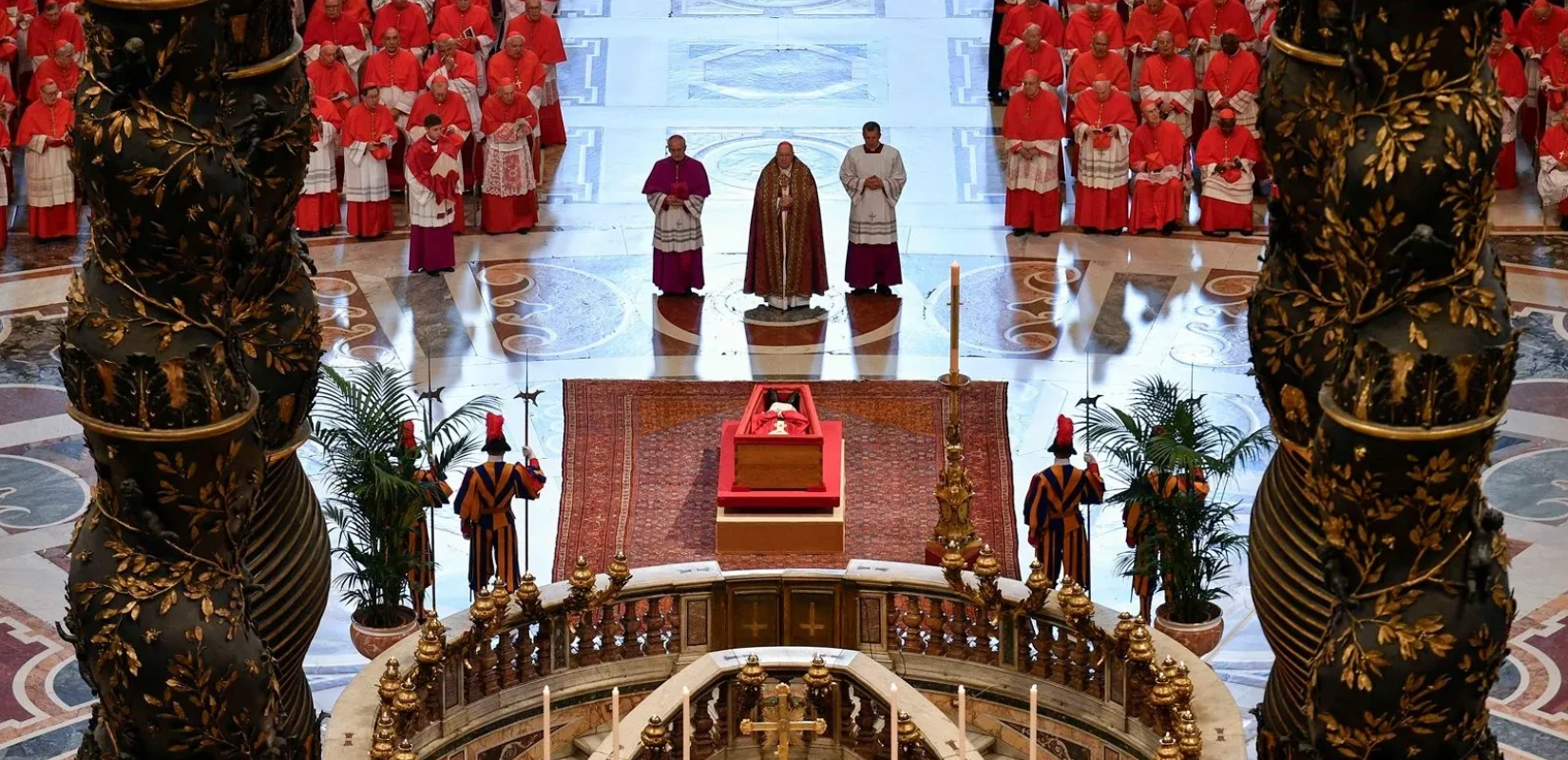 Βατικανό: Η αντίστροφη μέτρηση για την κηδεία του Πάπα