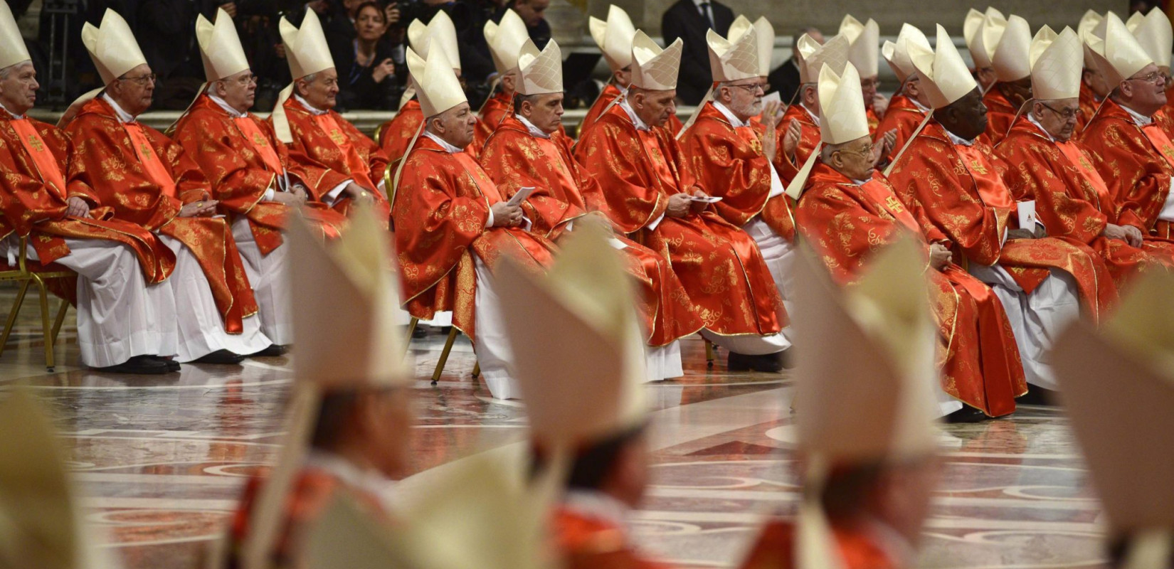 Πώς εκλέγεται ο νέος Πάπας - Οι ψηφοφορίες και ο... Λευκός Καπνός