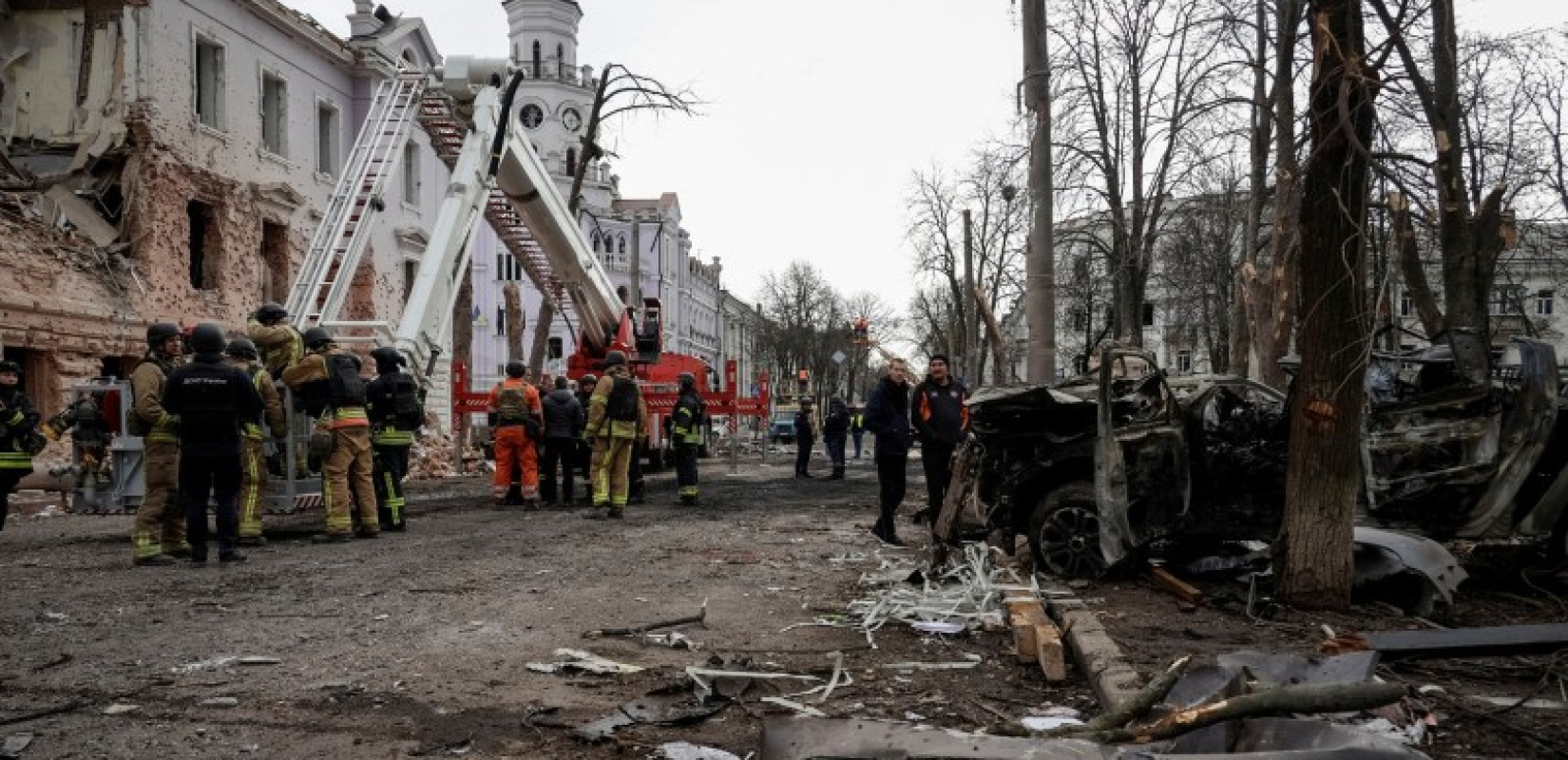 Ο Τραμπ καταδικάζει το χτύπημα στη Σούμι αλλά δεν κατονομάζει τη Ρωσία