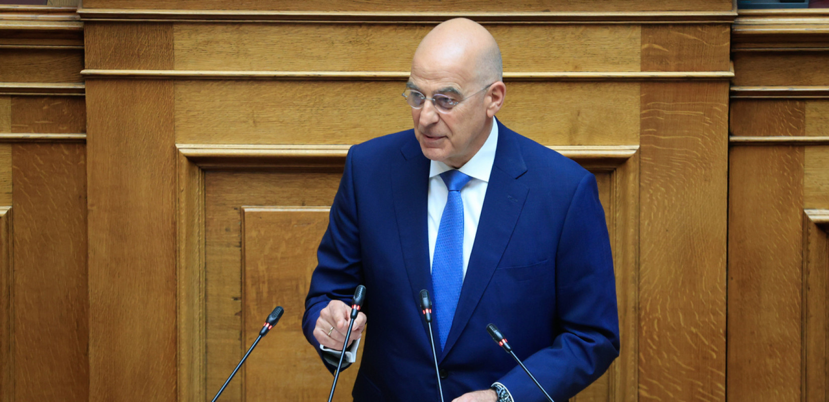 Ν. Δένδιας - Μνημείο Άγνωστου Στρατιώτη: Δεν πρέπει να χρησιμοποιείται ως μέσο έκφρασης πολιτικών επιδιώξεων