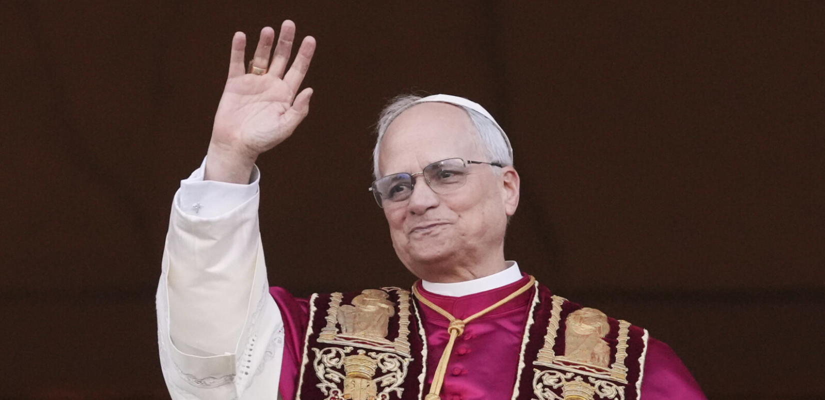 Πάπας Λέων ο ΙΔ' προς καρδιναλίους: «Ακολουθούμε τα χνάρια του Φραγκίσκου»