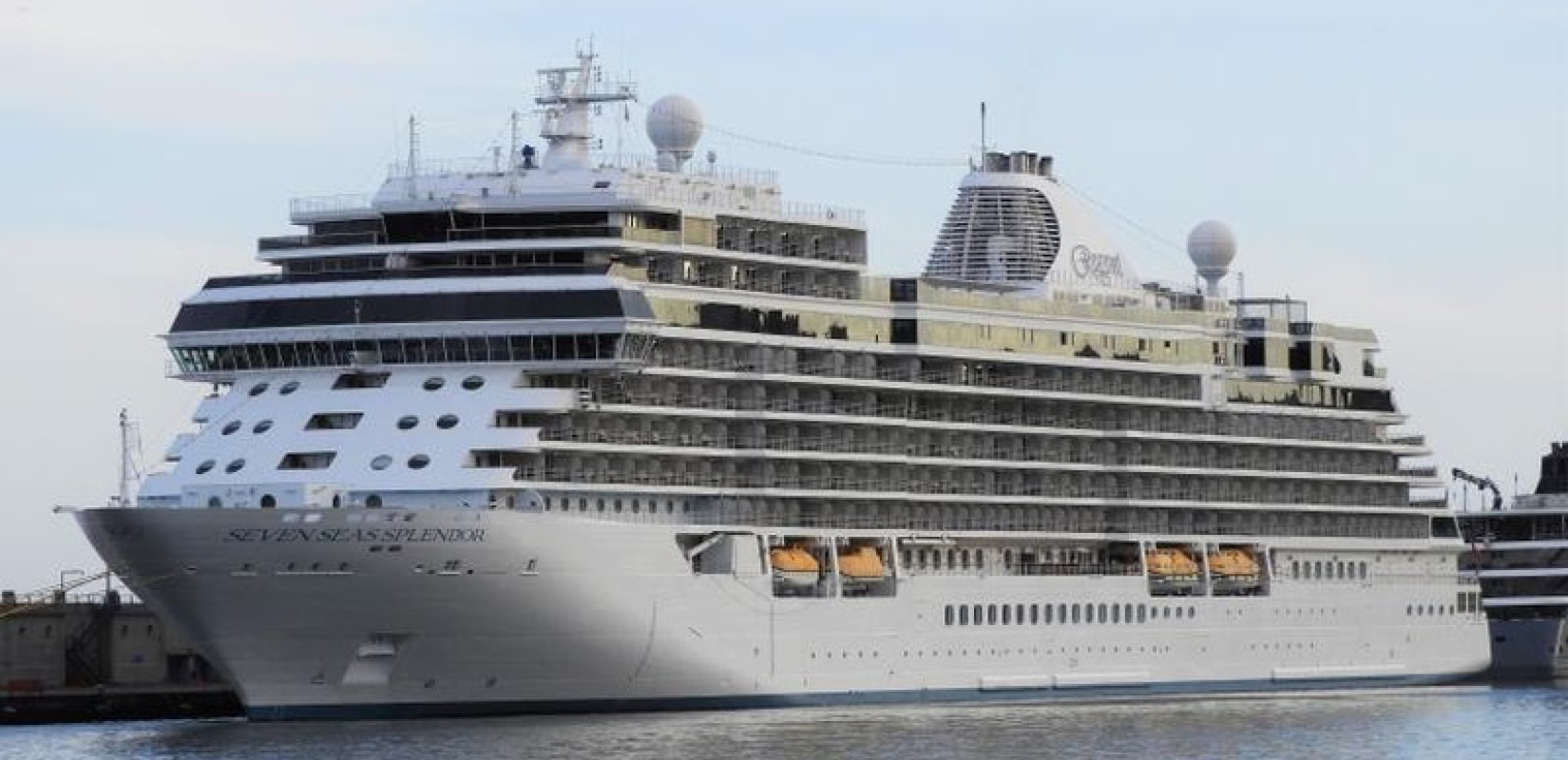 Θεσσαλονίκη: Για πρώτη φορά στα νερά του Θερμαϊκού το υπεροπολυτελές κρουαζιερόπλοιο «Seven Seas Splendor»