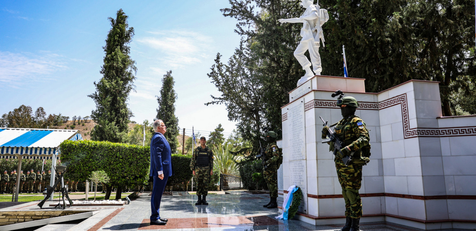 Κύπρος: Ο Κ. Τασούλας στην Πράσινη Γραμμή, στο Στρατόπεδο της ΕΛΔΥΚ και στα Φυλακισμένα Μνήματα