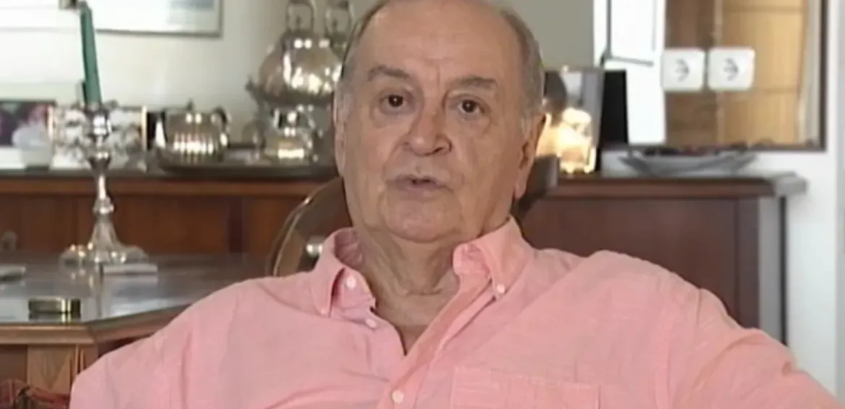 Κώστας Λυχναράς: Πέθανε ο σκηνοθέτης του «Κωνσταντίνου και Ελένης» και του «Καφέ της Χαράς»