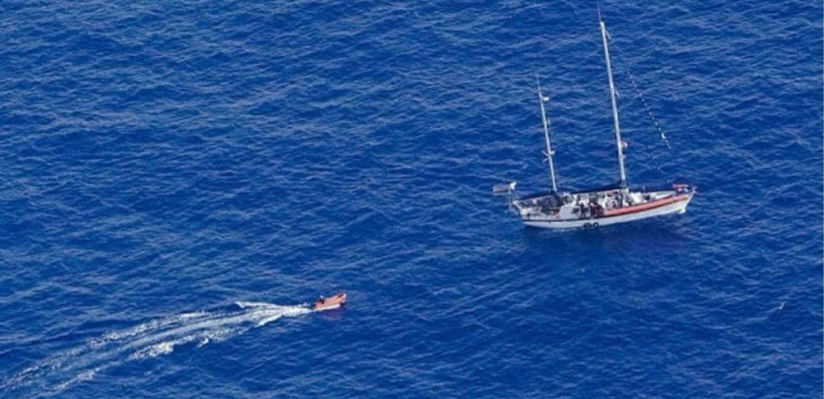 Τραγωδία με μετανάστες στην Ικαρία: Ενας ανήλικος χωρίς τις αισθήσεις του, 4 αγνοούμενοι