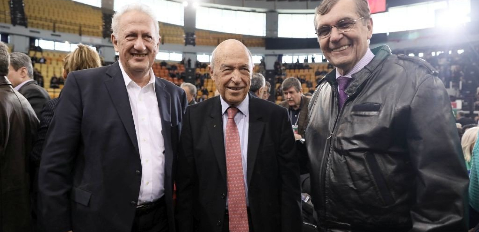 Σε ζωντανή μετάδοση το Συνέδριο του ΚΙΝΑΛ  