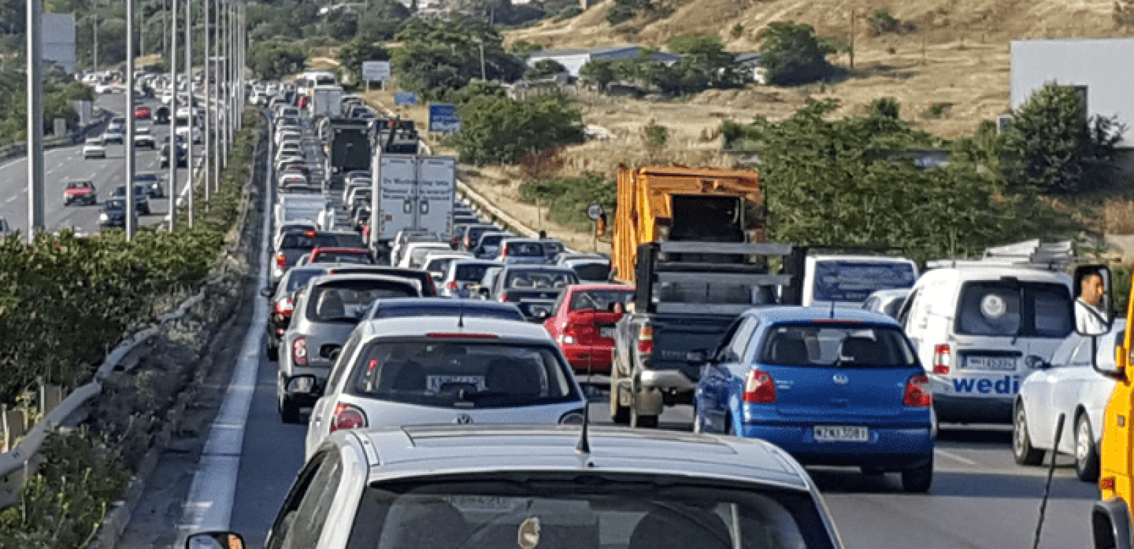 Θεσσαλονίκη: Μία τραυματίας από σύγκρουση τριών οχημάτων στην περιφερειακή οδό