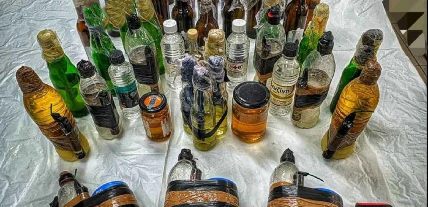 Θεσσαλονίκη: Βρέθηκαν 49 μολότοφ στο ΑΠΘ