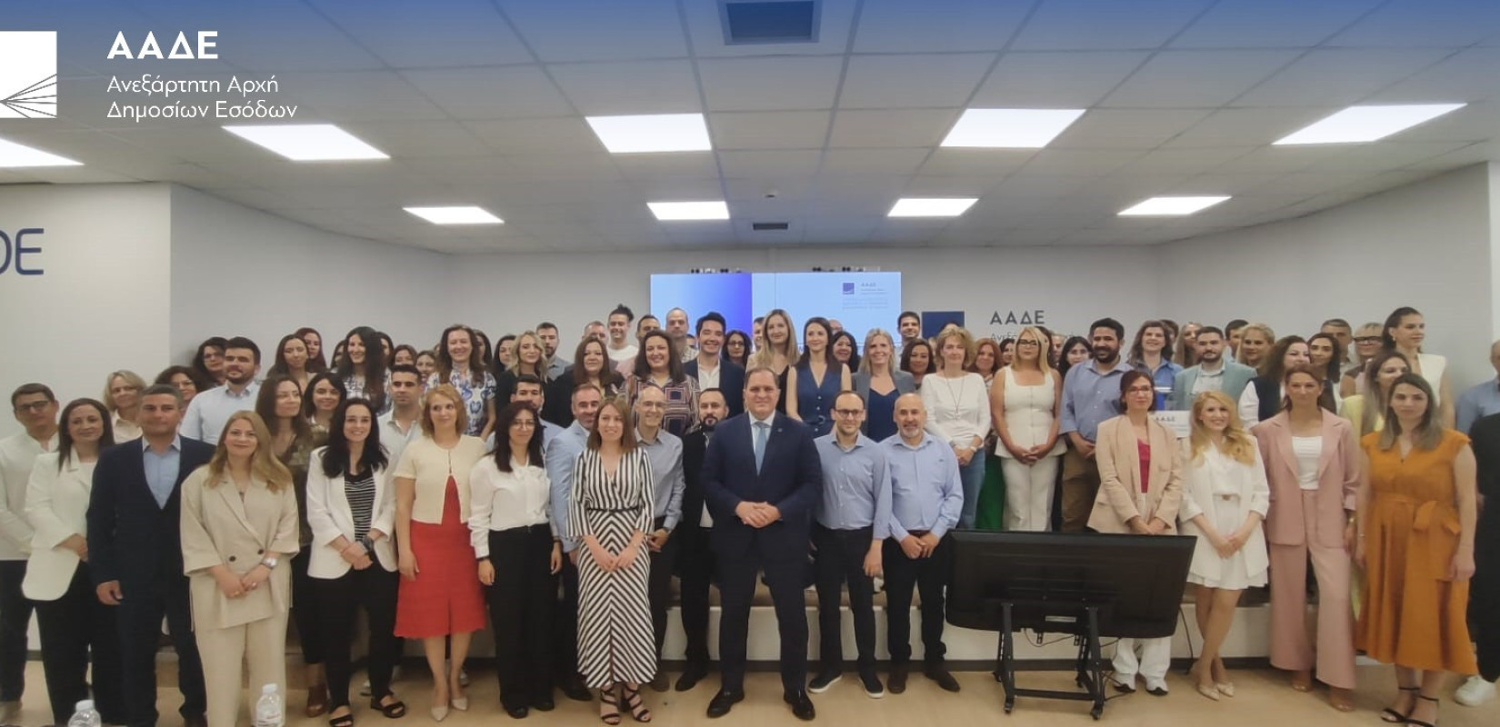 Η ΑΑΔΕ ενισχύεται με 385 νέους εφοριακούς και τελωνειακούς υπαλλήλους