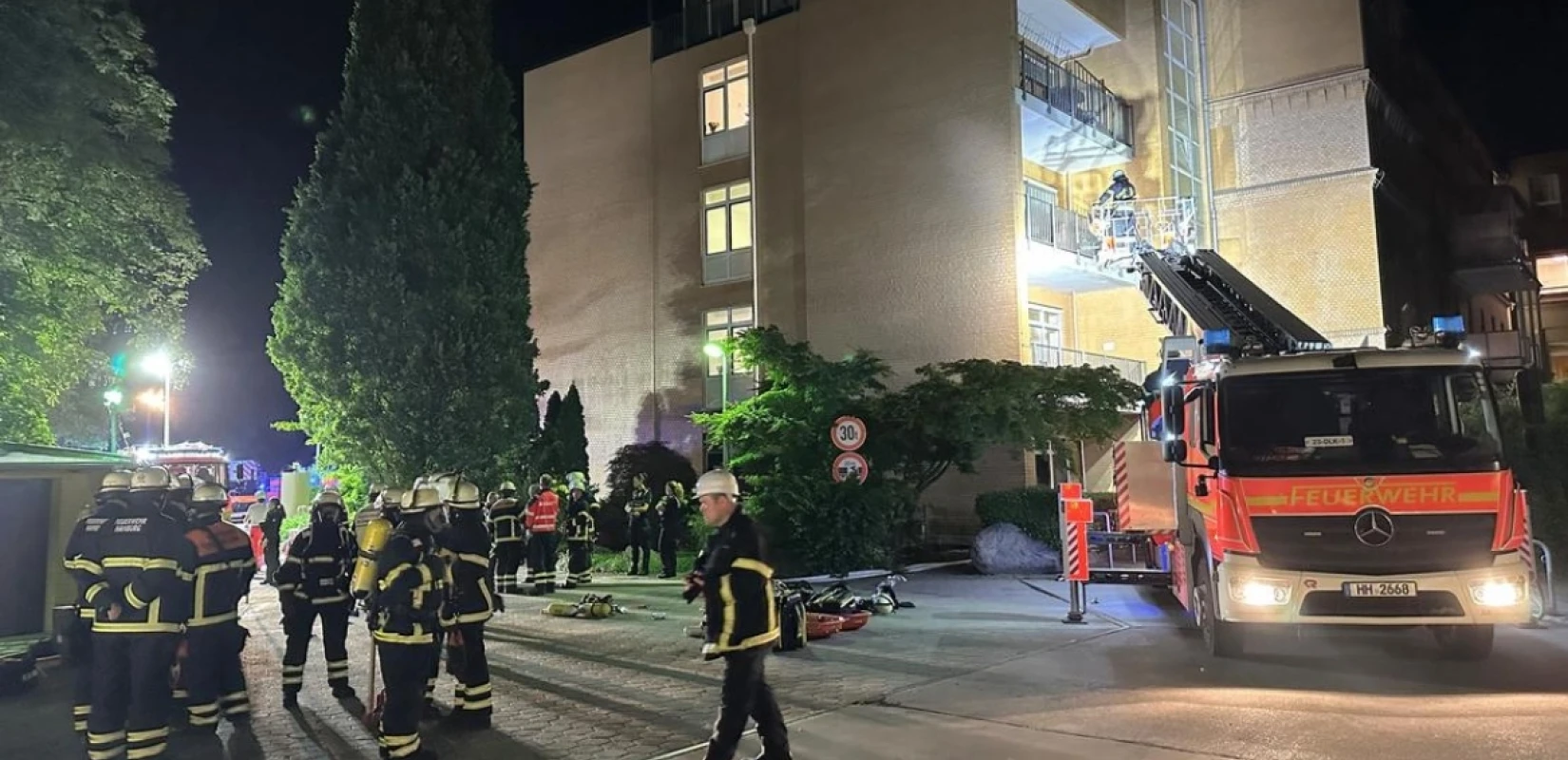 Γερμανία: Τρεις ασθενείς νεκροί σε πυρκαγιά από εμπρησμό σε νοσοκομείο του Αμβούργου