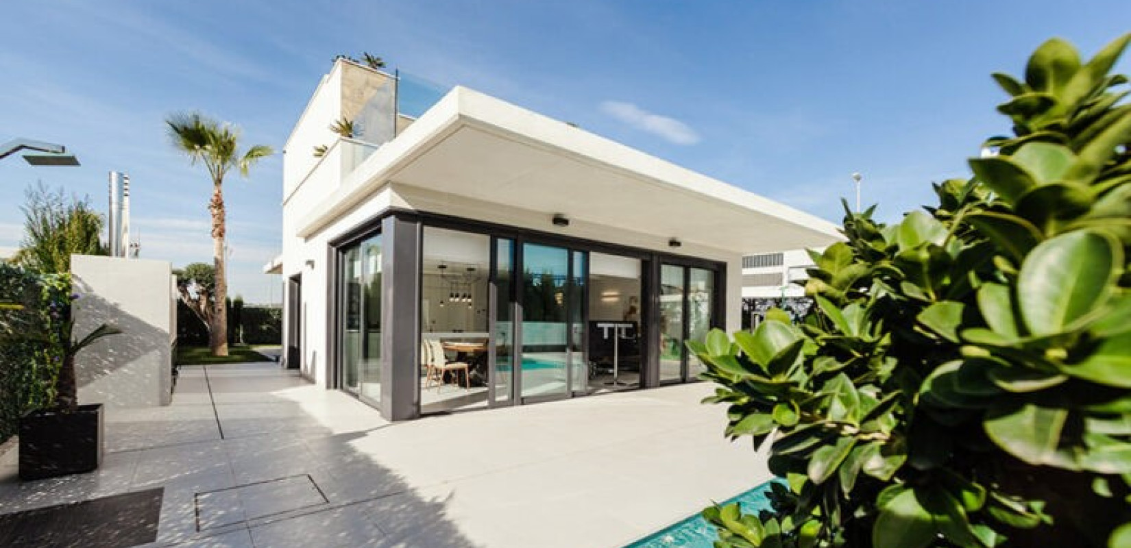 Mandraou Home Real Estate: Εμπιστοσύνη, αξιοπιστία και καινοτομία στην αγορά ακινήτων