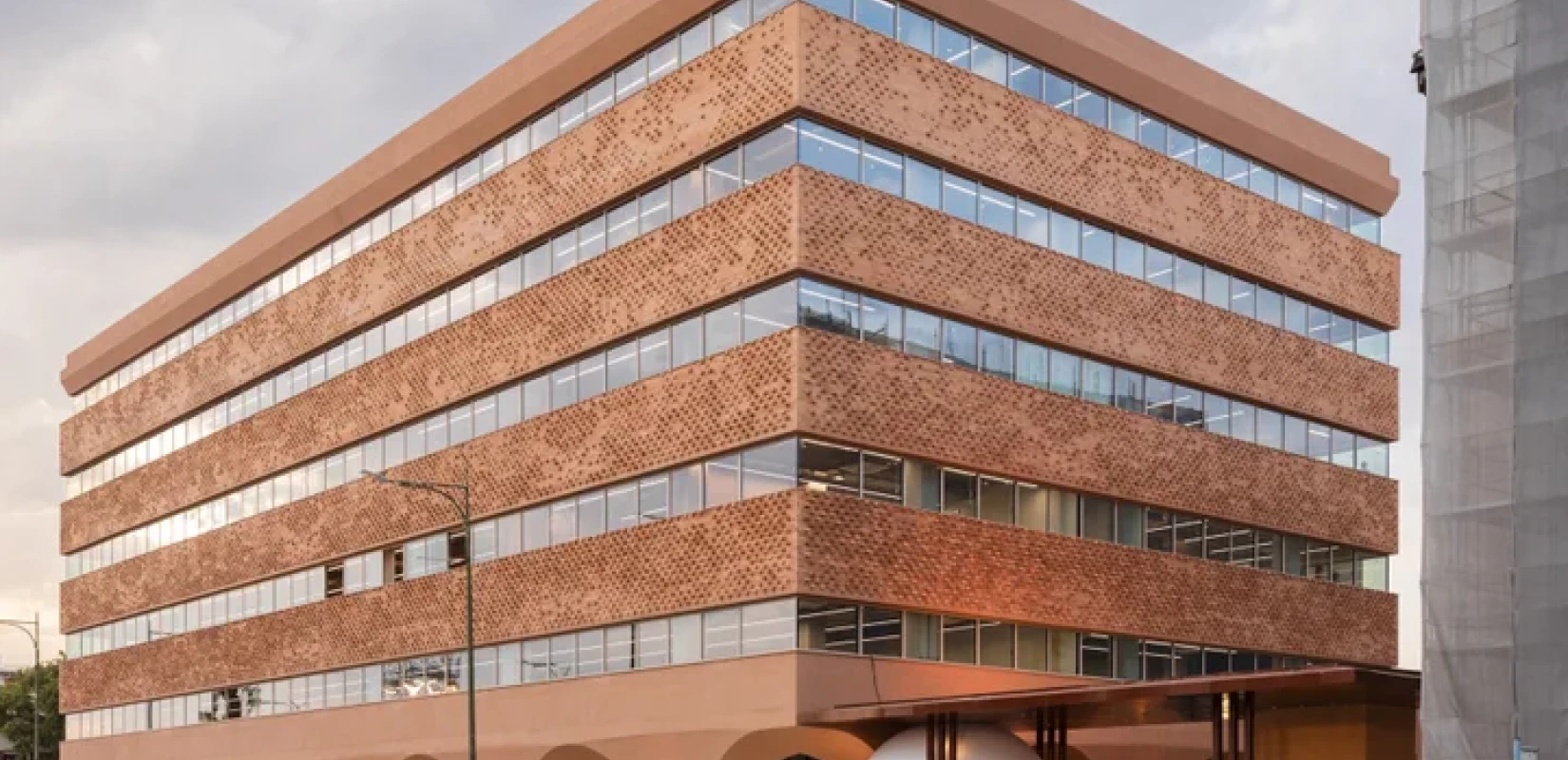 Θεσσαλονίκη: Μετά το Μετρό, κλειδώνει η δυτική… επέκταση του AKTOR – Το Hub 26, το deal των 600 εκατ. και οι ευρύτερες στοχεύσεις